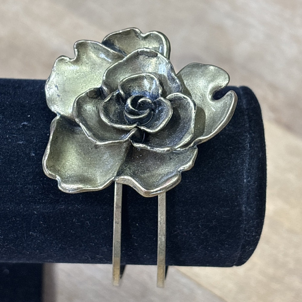 Vintage Avon Open Wire Rose Couture Cuff Bracelet 1970s 1980s Bronze Tone
